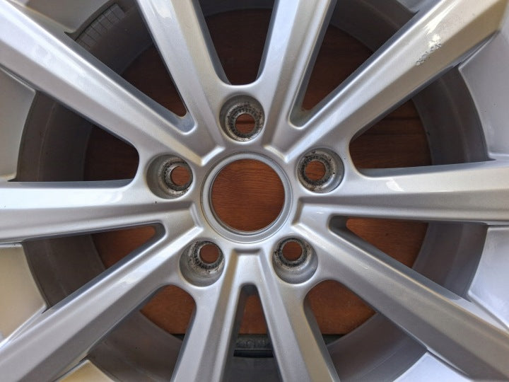 1x Alufelge 16 Zoll 6.5" 5x112 42ET Glanz Silber 3G0071496B VW Passat Golf I FEL2480701970xq