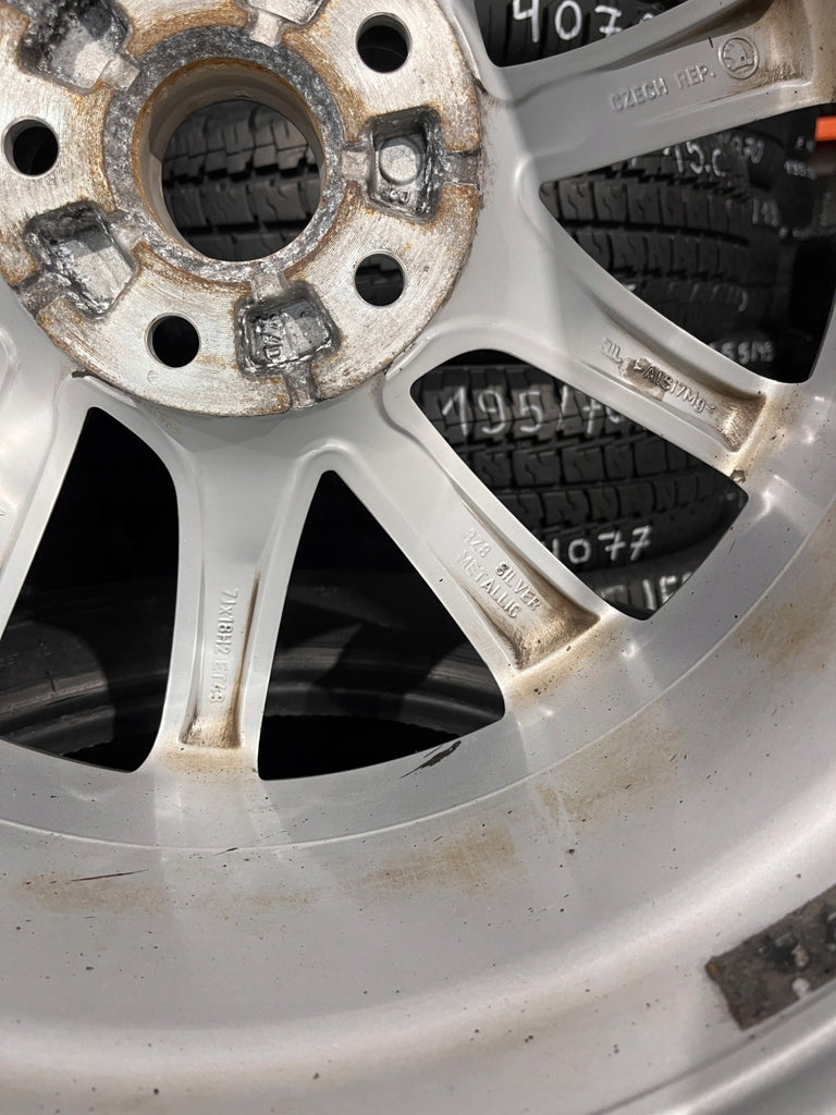 1x Alufelge 18 Zoll 7.0" 5x112 43ET Glanz Silber 565601025D Skoda Kodiaq FEL9862867721wo