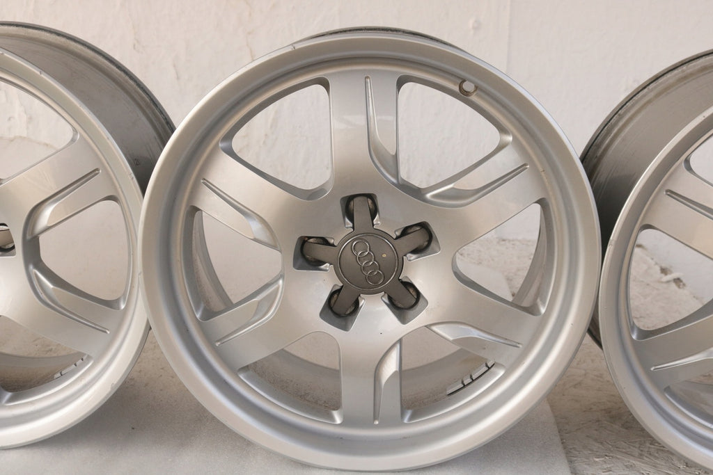 1x Alufelge 17 Zoll 7.5" 5x112 28ET 8T0601025BS Audi A5 Rim Wheel