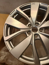 Load image into Gallery viewer, 1x Alufelge 20 Zoll 6.5" 5x114.3 33ET 403006854R Renault Scenic Rim Wheel FEL5405734525vt
