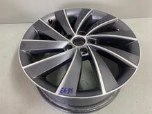 Load image into Gallery viewer, 1x Alufelge 18 Zoll 7.5&quot; 5x112 51ET Glanz Graphit 5E0601025AS Mg Octavia Iii