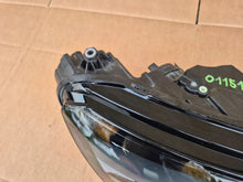 Laden Sie das Bild in den Galerie-Viewer, Frontscheinwerfer Skoda Fabia I 6VB941016 FALSE Scheinwerfer Headlight SCH8368177681jz