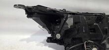 Laden Sie das Bild in den Galerie-Viewer, Frontscheinwerfer Toyota V LED Links Scheinwerfer Headlight SCH7424405655zq