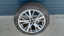 Laden Sie das Bild in den Galerie-Viewer, 1x Alufelge 21 Zoll 9.5" 5x112 36ET Glanz Audi E Tron Rim Wheel FEL2479804953sm