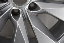 Load image into Gallery viewer, 1x Alufelge 19 Zoll 8.0" 5x112 45ET Glanz Silber 5LA601025Q Skoda Enyaq FEL4192616675gq