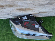 Laden Sie das Bild in den Galerie-Viewer, Frontscheinwerfer BMW F26 X3 F25 Xenon Rechts Scheinwerfer Headlight