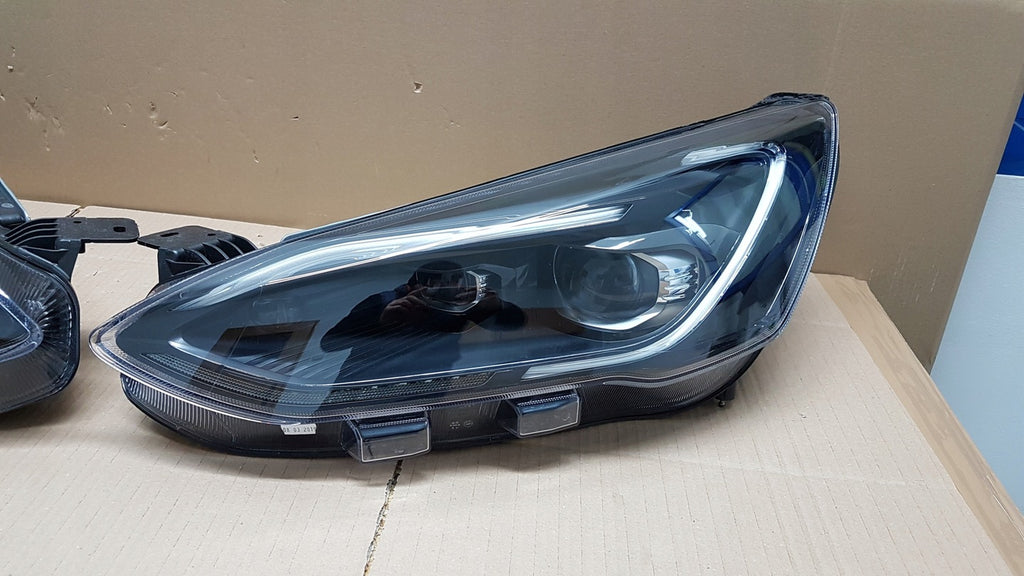 Frontscheinwerfer Ford Focus JX7B-13E017-CF FULL LED Rechts oder Links