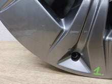 Load image into Gallery viewer, 1x Alufelge 17 Zoll 7.5&quot; 5x112 43ET 6898036 BMW 1 Rim Wheel