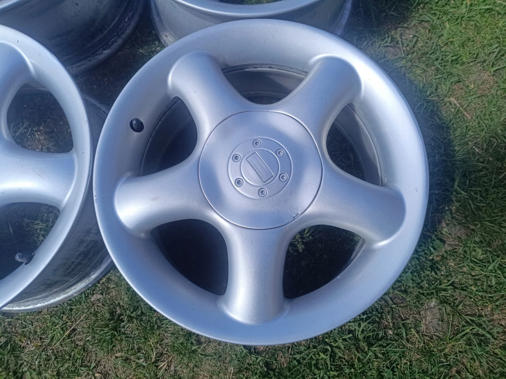 4x Alufelge 15 Zoll 7.0" 5x112 38ET Glanz Silber Audi 5 I Octavia 4 Passat Golf FEL3777833211ep