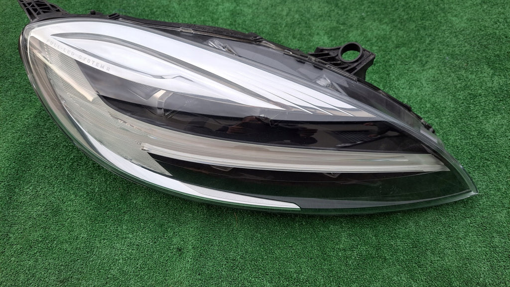 Frontscheinwerfer Volvo V40 31677019 Rechts Scheinwerfer Headlight SCH8300397808ev