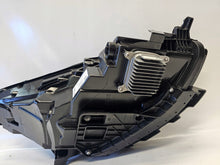 Load image into Gallery viewer, Frontscheinwerfer Tesla Model 3 1514952-20-E LED Ein Stück (Rechts oder Links)