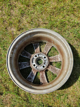 Laden Sie das Bild in den Galerie-Viewer, 1x Alufelge 16 Zoll 6.5" 4x108 47 5ET Glanz Silber H1BJ1007C1 Ford Fiesta I FEL5997158617zm