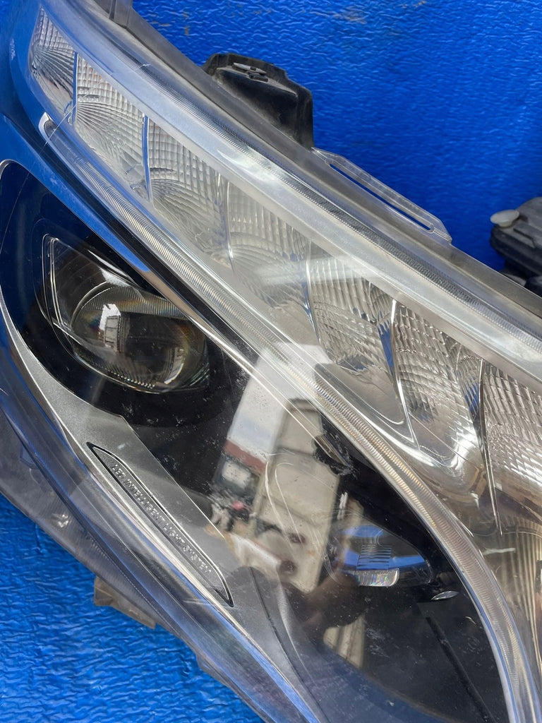Frontscheinwerfer Mercedes-Benz Vito W447 4479064700 Rechts Headlight