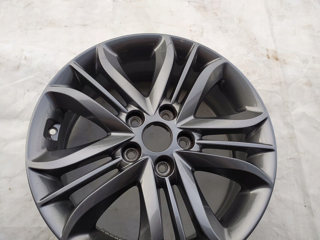 1x Alufelge 17 Zoll 6.5" 5x114.3 50ET Glanz Graphit 52910-2Y600 Hyundai