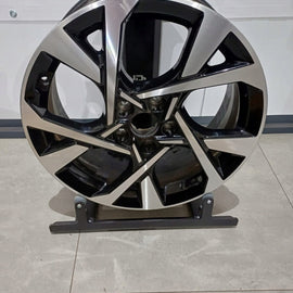 1x Alufelge 18 Zoll 7.5