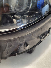 Laden Sie das Bild in den Galerie-Viewer, Frontscheinwerfer Mercedes-Benz W206 A2069062903 LED Links Headlight SCH3388706672ru