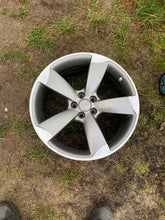Load image into Gallery viewer, 1x Alufelge 18 Zoll 7.5" 5x112 39ET Glanz 8X0601025 Audi A1 Rim Wheel FEL5908111626cz