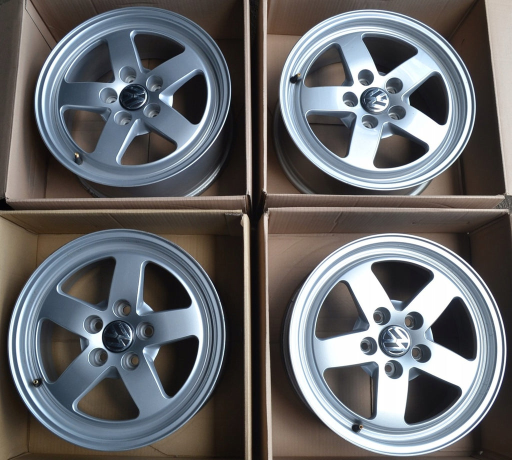 4x Alufelge 16 Zoll 7.0" 5x112 35ET Glanz Silber 8W0601025 Audi Rim Wheel