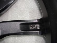 Laden Sie das Bild in den Galerie-Viewer, 1x Alufelge 19 Zoll 8.0&quot; 5x105 38ET NADE077 Opel X Rim Wheel