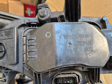 Laden Sie das Bild in den Galerie-Viewer, Frontscheinwerfer Ford Mondeo Links Scheinwerfer Headlight SCH1138534833dq