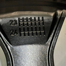 Laden Sie das Bild in den Galerie-Viewer, 1x Alufelge 18 Zoll 7.5" 5x112 49ET Glanz Schwarz A1774013300 Mercedes-Benz FEL7926034809yv