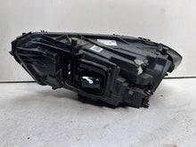 Laden Sie das Bild in den Galerie-Viewer, Frontscheinwerfer Mercedes-Benz W177 A1779064803 Rechts Scheinwerfer Headlight SCH2493551696fy