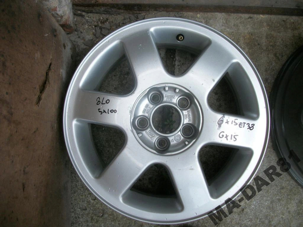 1x Alufelge 15 Zoll 6.0" 5x100 38ET Glanz Silber 8L0601025F Audi A3 Rim Wheel