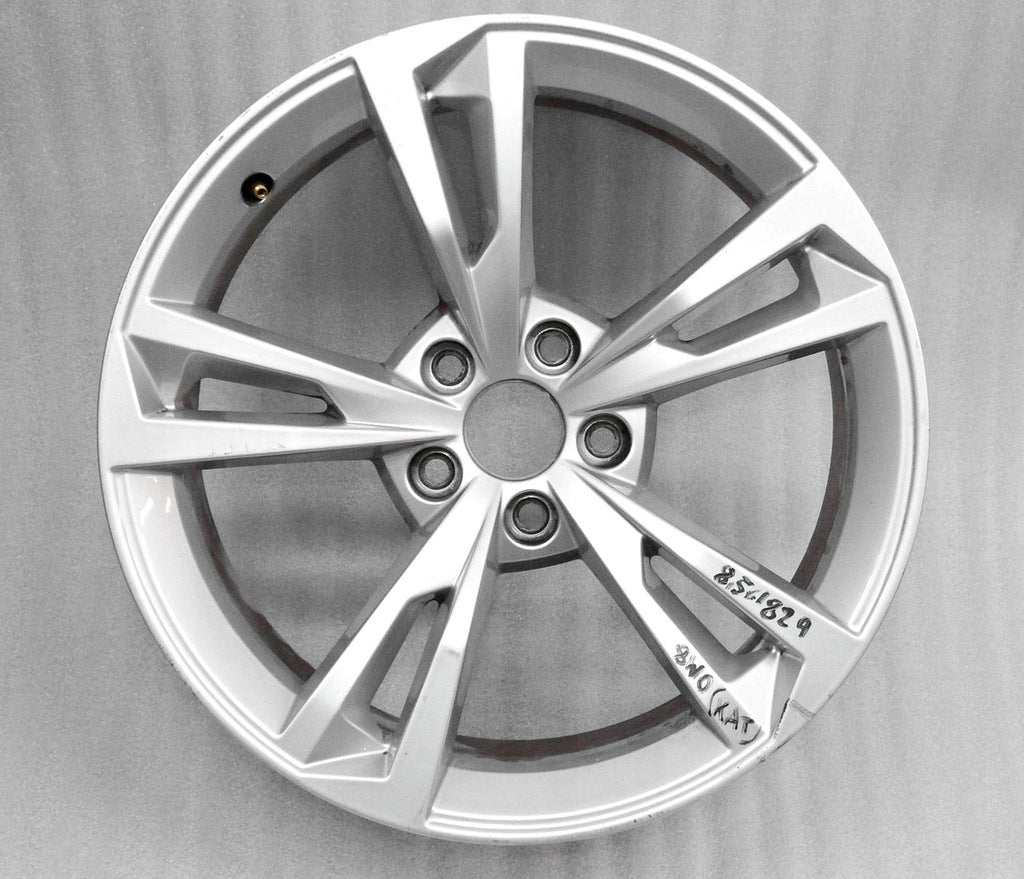 1x Alufelge 18 Zoll 8.5" 5x112 29ET Glanz Silber 8W0601025AK Audi A4 Rim Wheel FEL1821783370ri