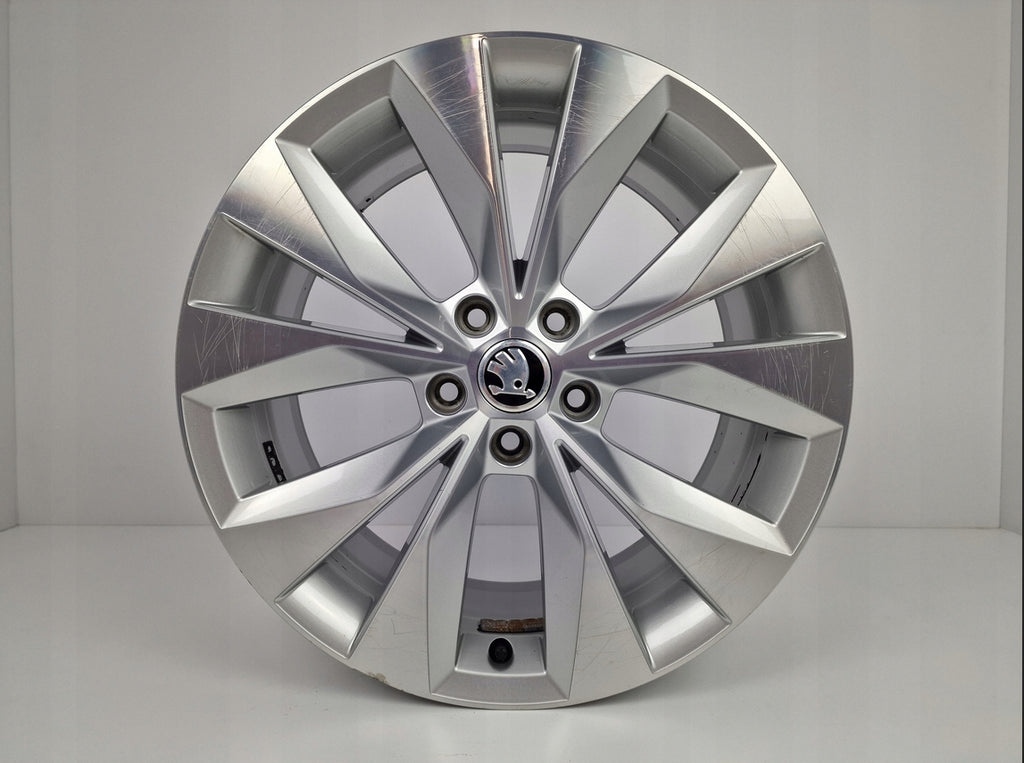1x Alufelge 18 Zoll 8.0" 5x112 44ET 3V0601025R Skoda Superb Rim Wheel