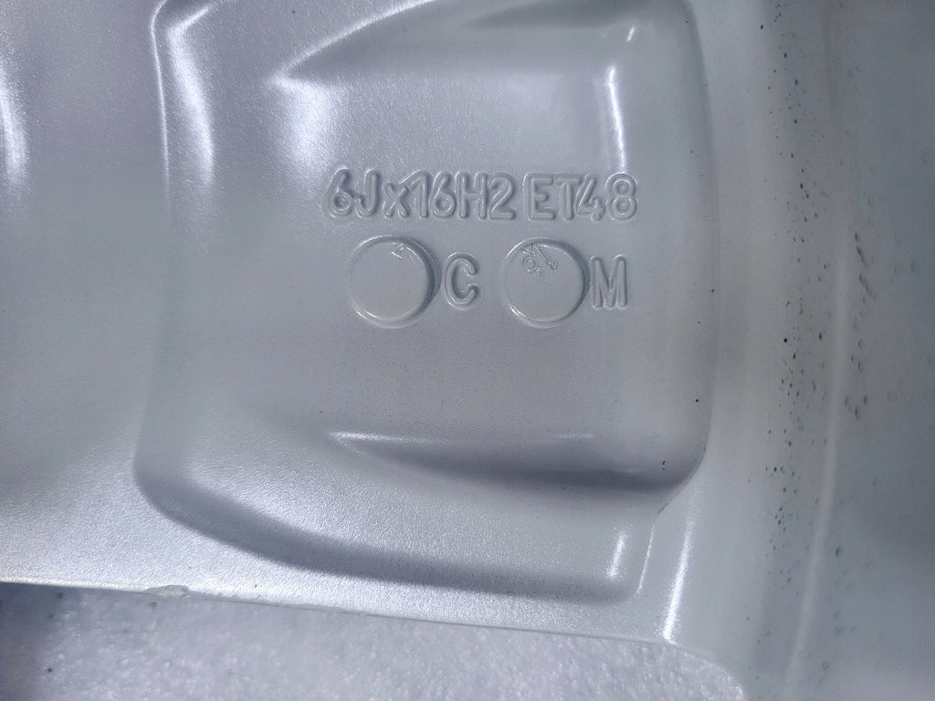 1x Alufelge 16 Zoll 6.0" 5x112 48ET Glanz Silber 5E0601025M Skoda Octavia Iii FEL8079527179ac