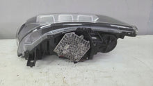 Laden Sie das Bild in den Galerie-Viewer, Frontscheinwerfer Iveco I 58029054830 LED Rechts Scheinwerfer Headlight SCH4080471128if