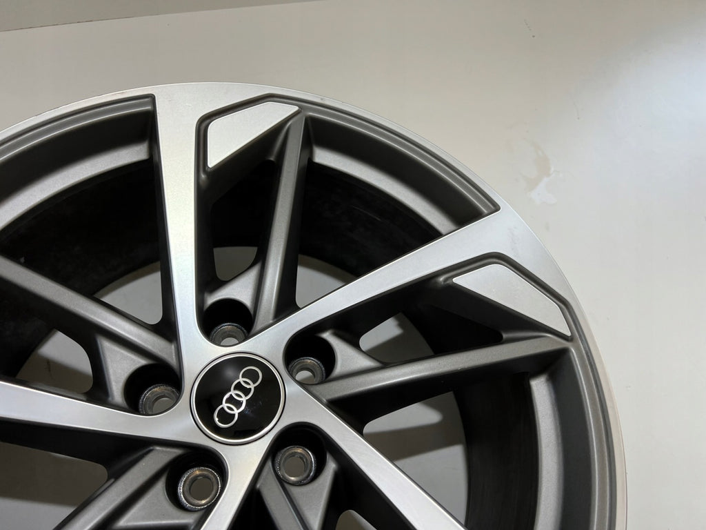 1x Alufelge 19 Zoll 8.5" 5x112 83A601025 Audi Q3 Rim Wheel FEL2190030000aw