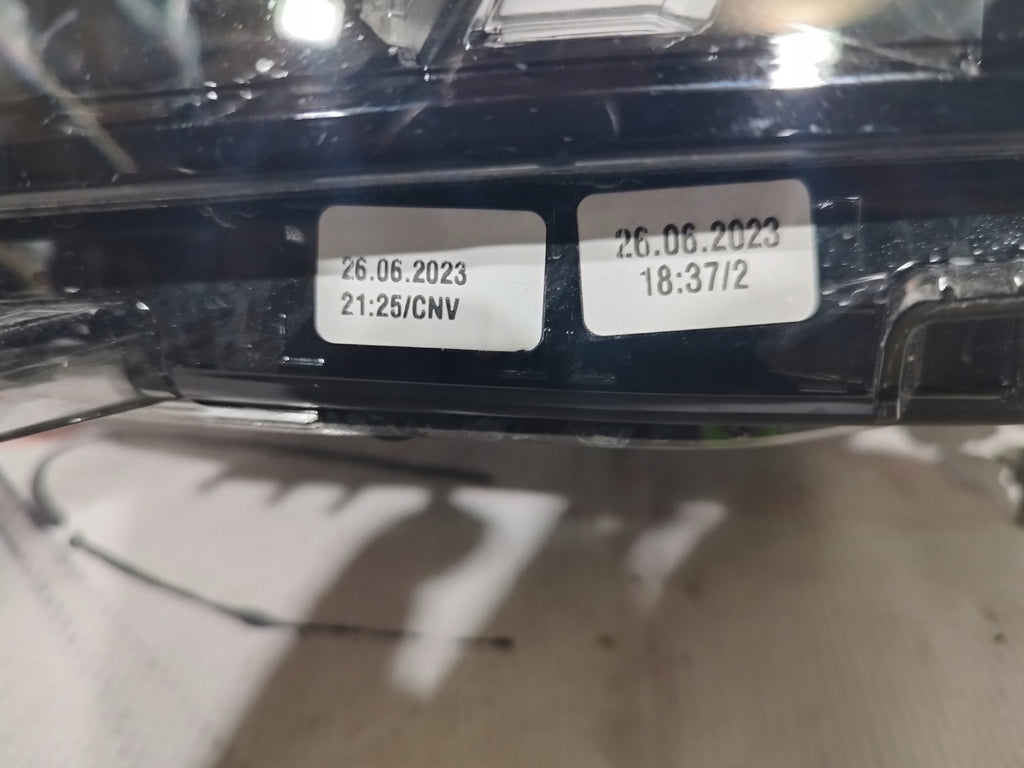 Frontscheinwerfer Mazda 2008 208 II D10E-51030 LED Ein Stück (Rechts oder Links)