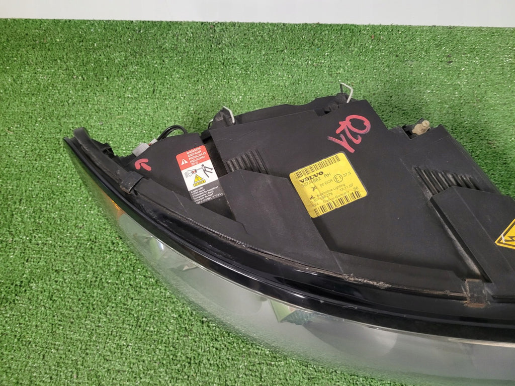 Frontscheinwerfer Volvo S40 V50 30744682 Xenon Rechts Scheinwerfer Headlight SCH8996626880mn
