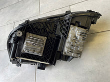 Laden Sie das Bild in den Galerie-Viewer, Frontscheinwerfer Mercedes-Benz W212 A2129063203 LED Rechts Headlight SCH1996341715km