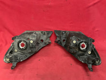 Load image into Gallery viewer, Frontscheinwerfer Toyota Yaris Ein Satz Scheinwerfer Headlight SCH7354287191hu