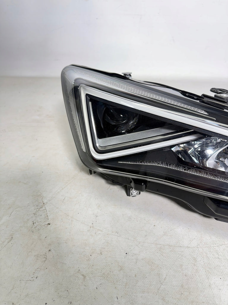 Frontscheinwerfer Seat Leon 5FB941008F Rechts Scheinwerfer Headlight SCH8191274605qp