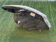 Laden Sie das Bild in den Galerie-Viewer, Frontscheinwerfer Mercedes-Benz Vito A4479060101 FALSE Scheinwerfer Headlight SCH2391244419ix