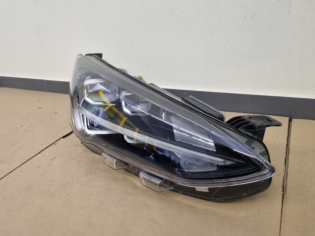 Frontscheinwerfer Ford Focus MX7B-13E014-EB MX7B-13E015-EB LED Rechts oder Links