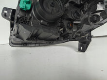 Laden Sie das Bild in den Galerie-Viewer, Frontscheinwerfer Opel Vivaro B 260100647R Rechts Scheinwerfer Headlight