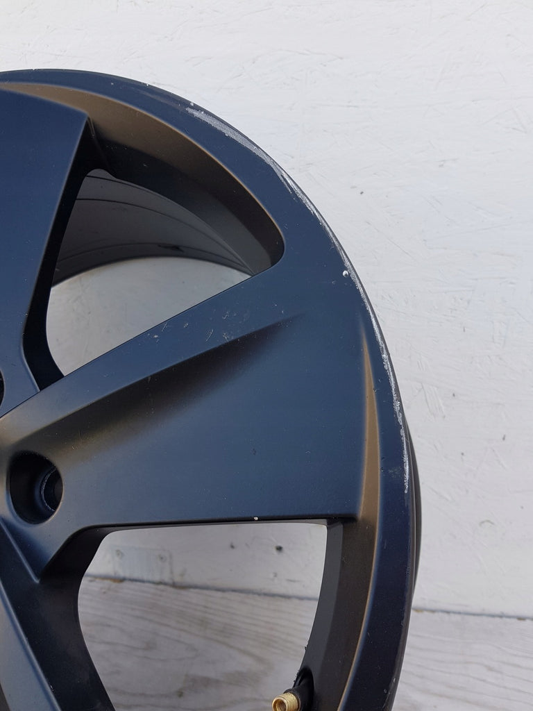 2x Alufelge 17 Zoll 7.5" 5x112 5F0601025B Seat Leon Rim Wheel