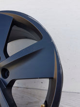 Load image into Gallery viewer, 2x Alufelge 17 Zoll 7.5&quot; 5x112 5F0601025B Seat Leon Rim Wheel
