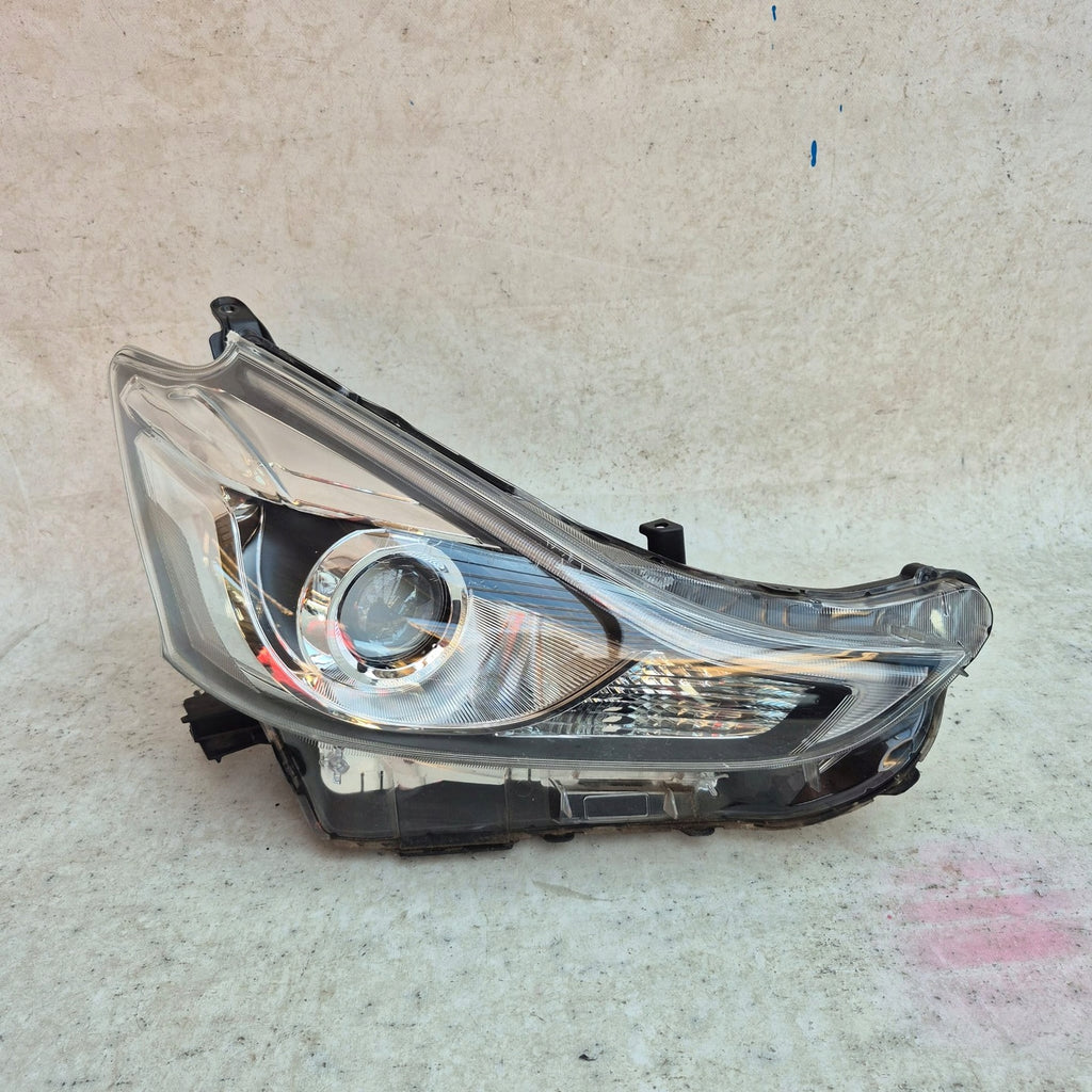 Frontscheinwerfer Toyota Prius Plus Rechts Scheinwerfer Headlight SCH6783469926qe
