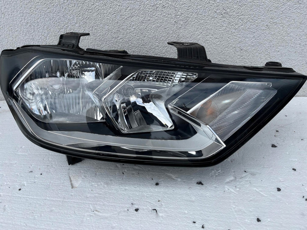 Frontscheinwerfer Audi A1 82A941004 Rechts Scheinwerfer Headlight SCH2484681824fq