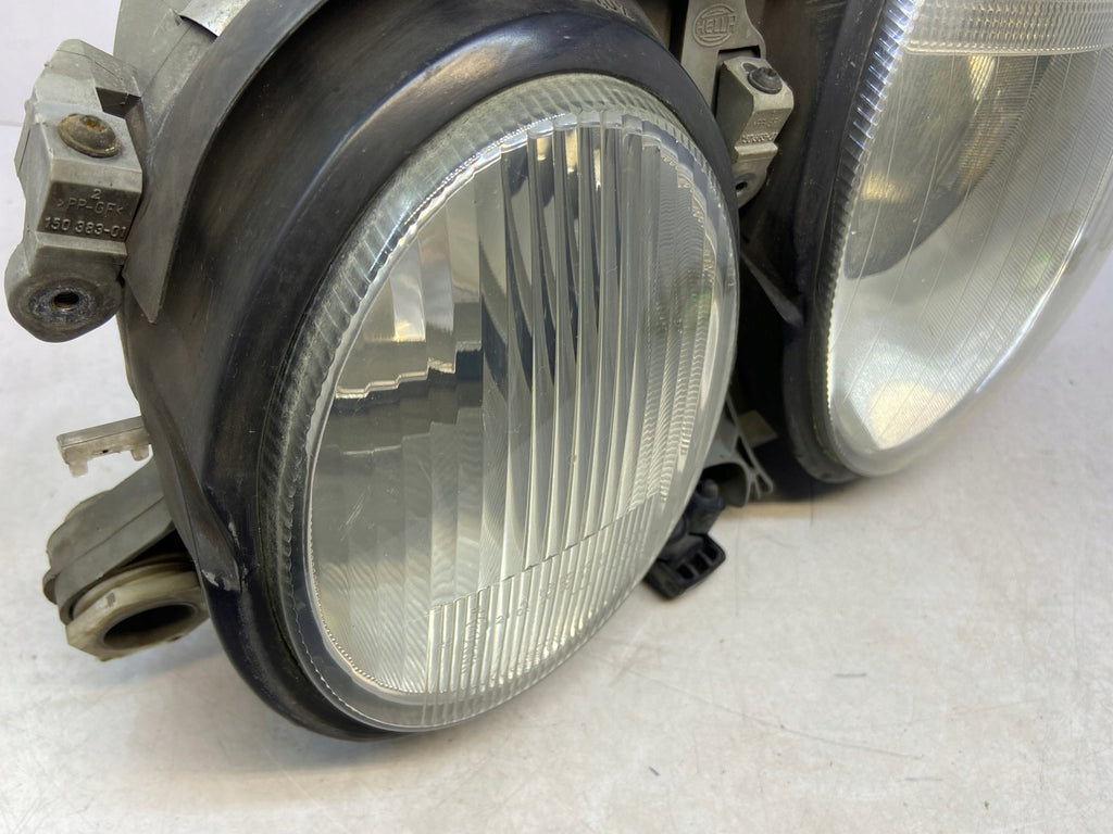 Frontscheinwerfer Mercedes-Benz W210 Xenon Ein Stück (Rechts oder Links) SCH8163866808fw