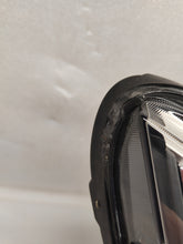 Load image into Gallery viewer, Frontscheinwerfer Mercedes-Benz Vito 4479064700 LED Rechts Headlight