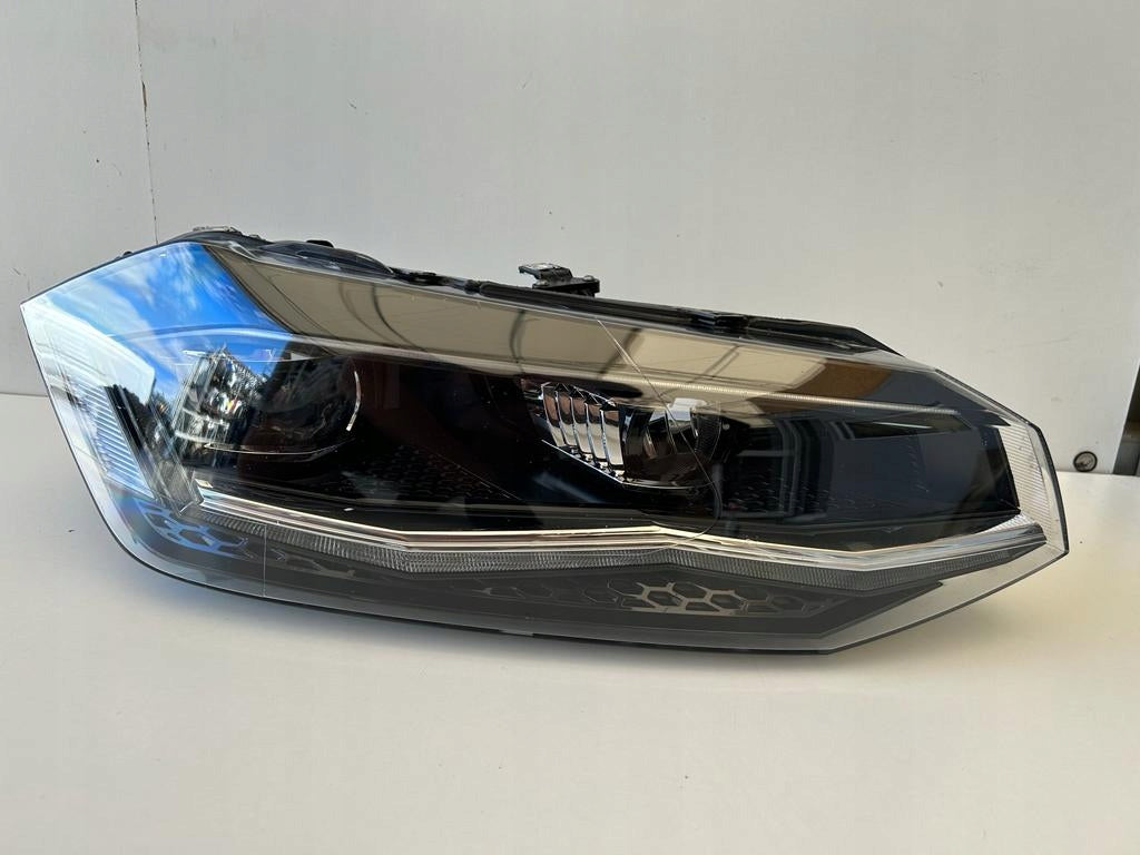 Frontscheinwerfer VW Polo 2G1941036B LED Rechts Scheinwerfer Headlight