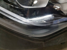 Laden Sie das Bild in den Galerie-Viewer, Frontscheinwerfer Mercedes-Benz Cla X118 C118 A1189062600 LED Rechts Headlight SCH2921445424mm