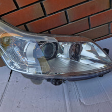 Laden Sie das Bild in den Galerie-Viewer, Frontscheinwerfer Citroën C4 I 89902337 Xenon Rechts Scheinwerfer Headlight