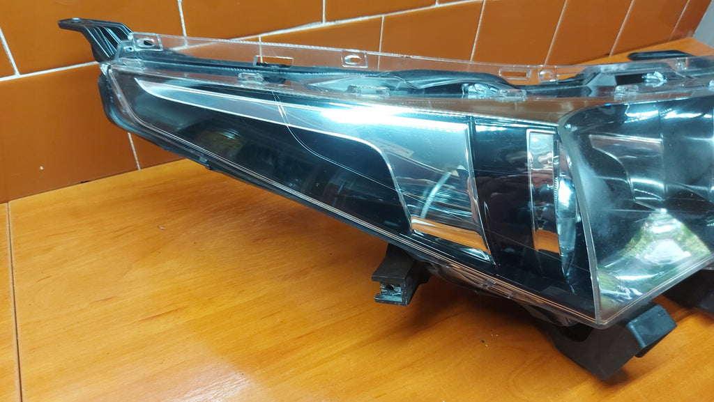 Frontscheinwerfer Toyota Corolla 81110-01E71 LED Rechts Scheinwerfer Headlight SCH7060442002hk